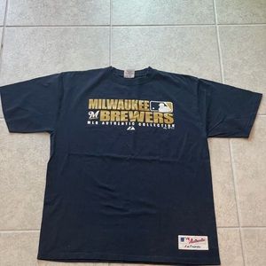 Large men’s Milwaukee brewers majestic tee shirt